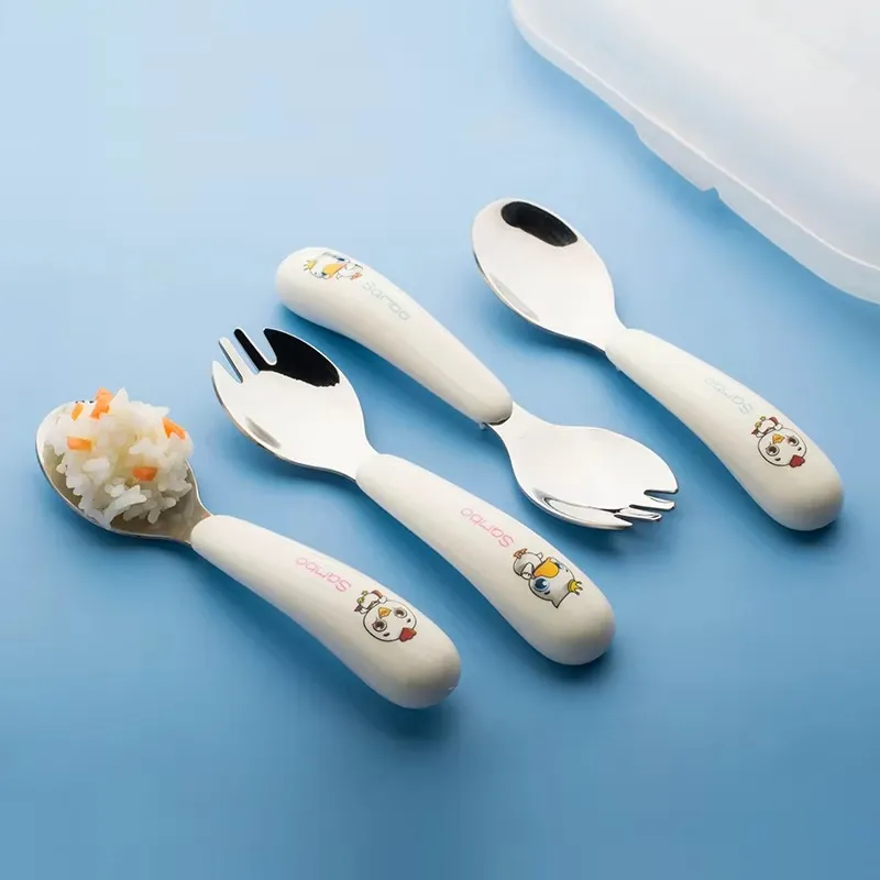 Cutlery Set With Coloured Handles-4