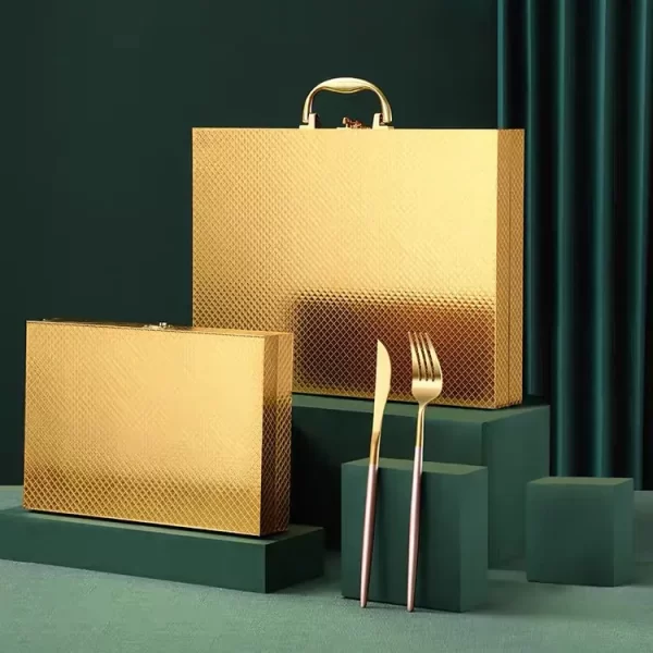 24/36pcs Luxury Bulk Gold Flatware Sets with Wooden Gift Box-1
