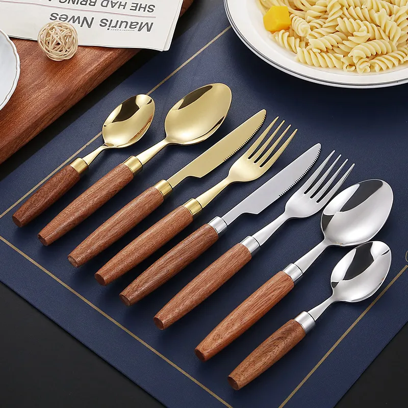 4pcs Bulk Restaurant Flatware Set With Natural Wooden Handle-2