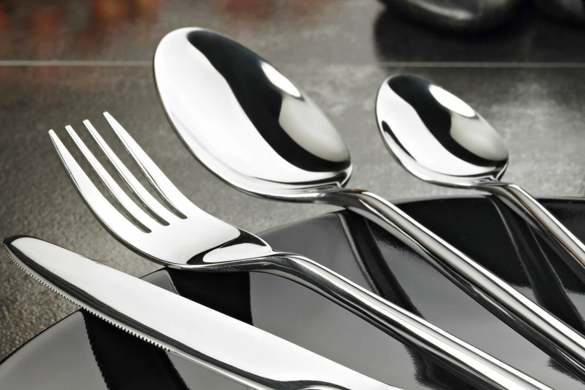 How to Brighten Stainless Steel Flatware-1