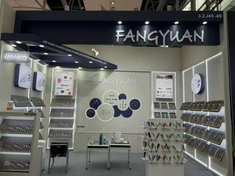 FANGYUAN’s Flatware Booth Thrives with Global Buyers at Canton Fair-3