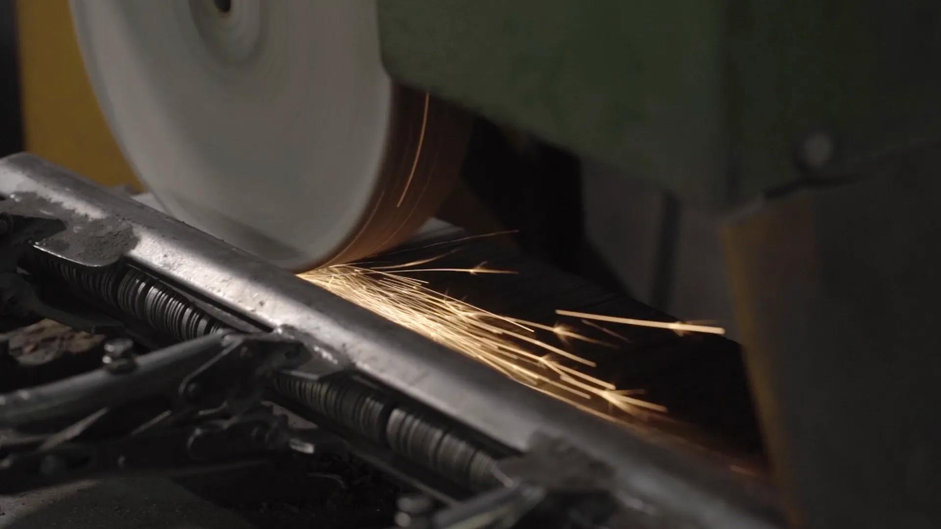 Food-Grade Isn’t Enough, 2 Key Factors for Flatware Supplier-2