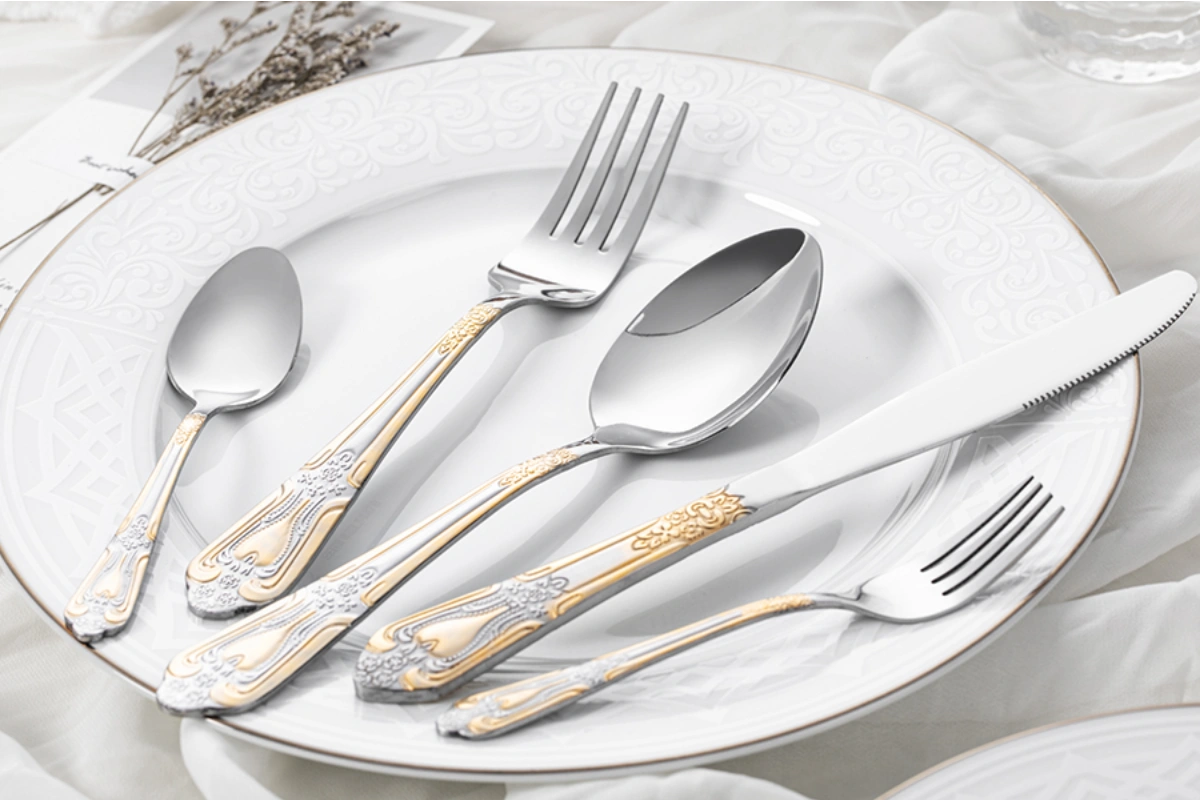 What Is the Healthiest Flatware to Use-5