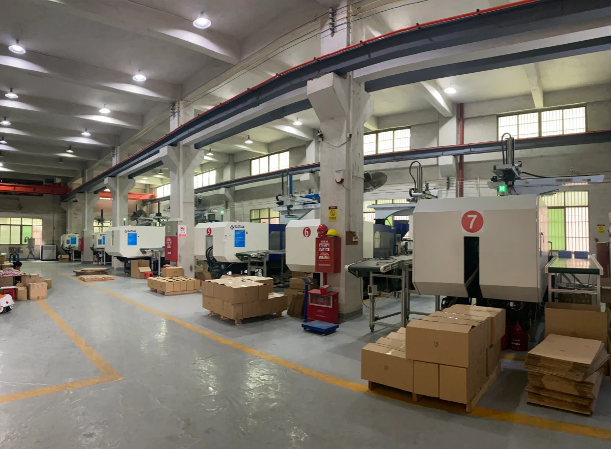 Rethinking Flatware Design, The Power of Plastic Handles-16